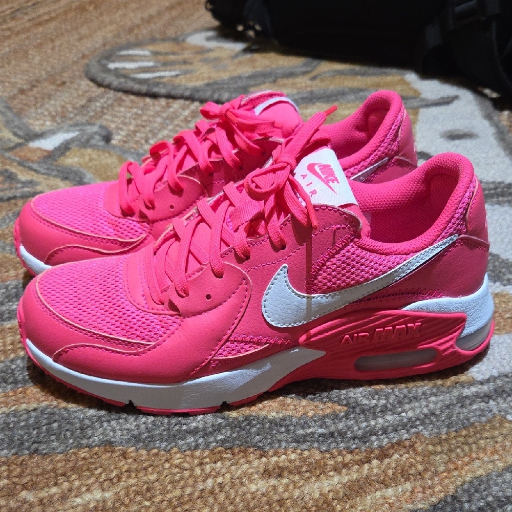 Nike Women's Air Max Excee Sneakers in Hot Pink/White size 8.5